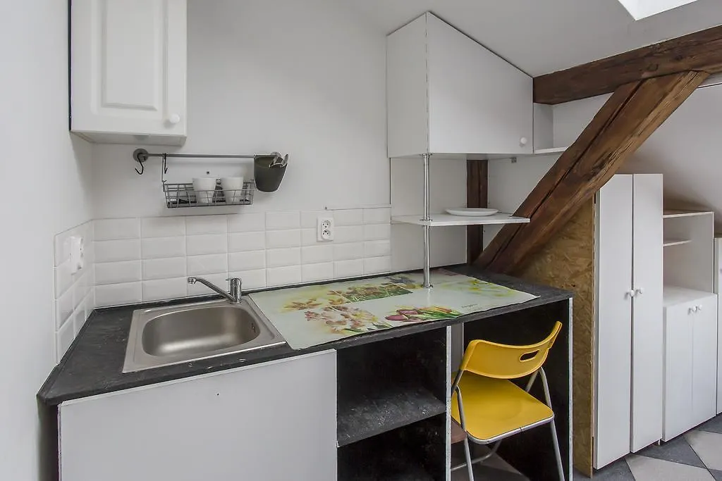 Homestay Attic Place Apartment Warsaw