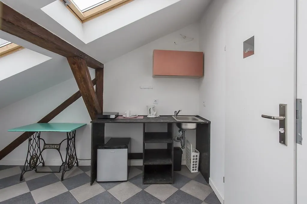 Attic Place Apartment Warsaw Homestay